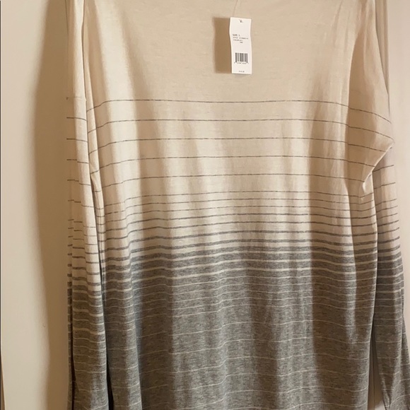 VINCE top - Picture 2 of 4